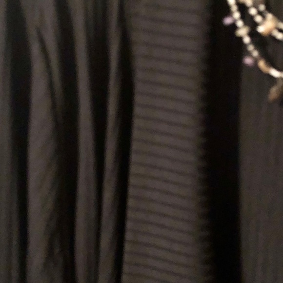 Open front cardi with fringed bottom. Super cute!! - Picture 3 of 5